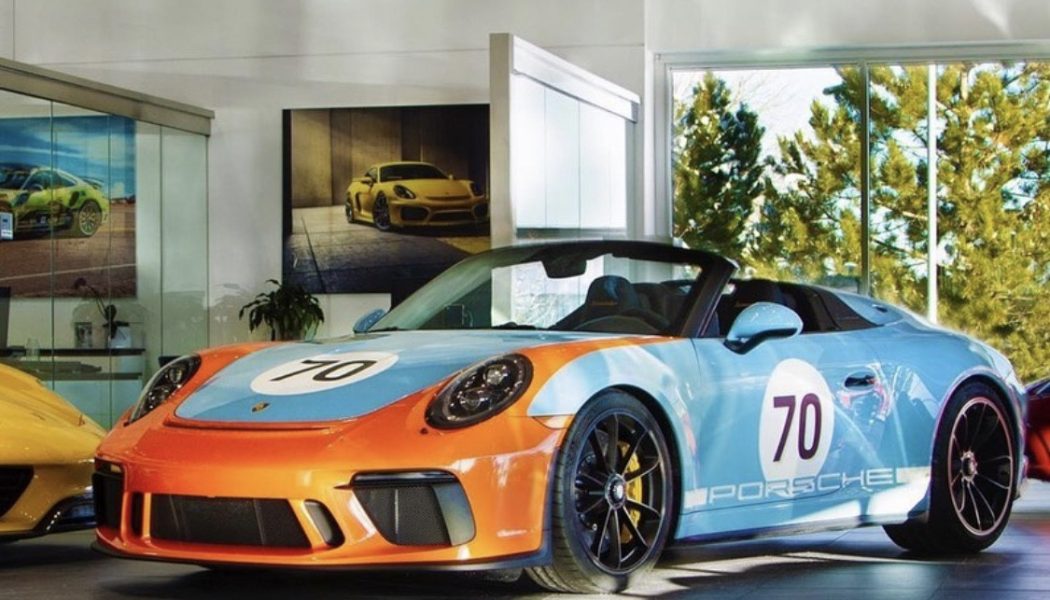 Chiêm ngưỡng Porsche 911 Speedster độc nhất trong màu áo Gulf Livery