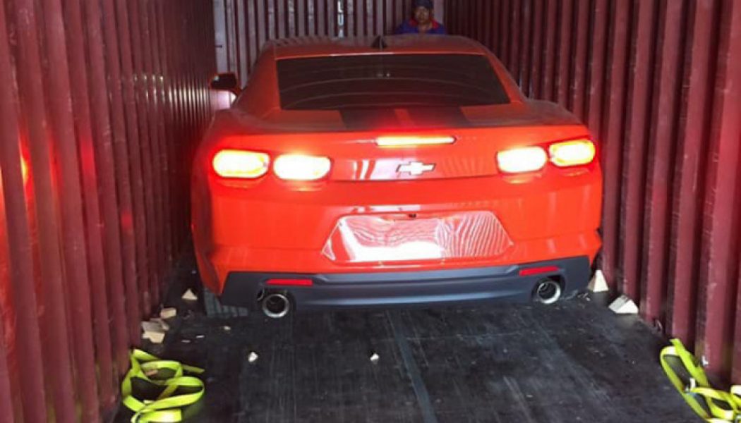 Chevrolet Camaro 2019 đầu tiên về Việt Nam