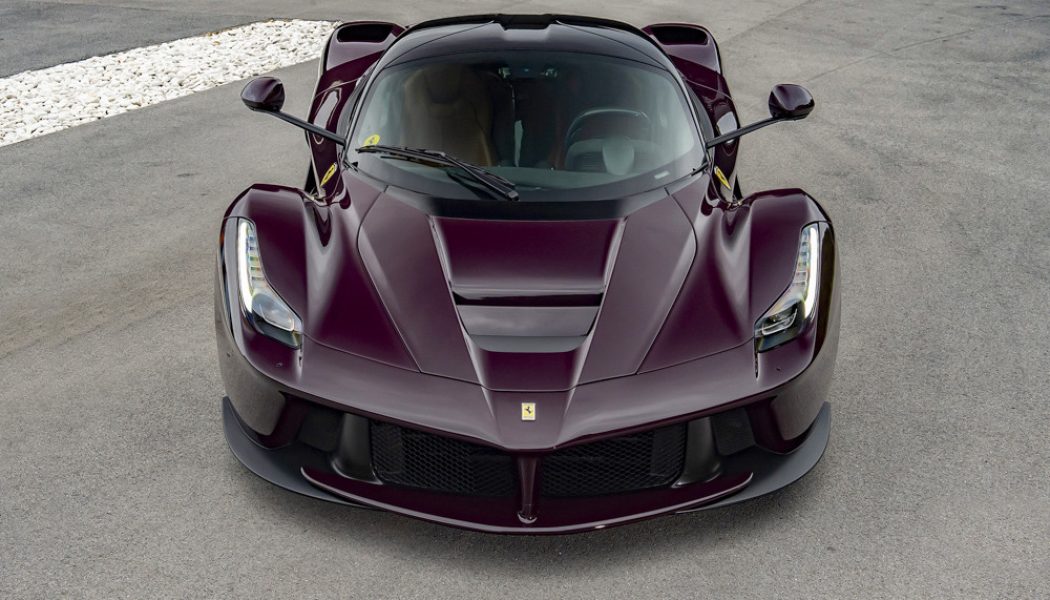 Ferrari LaFerrari với màu ngoại thất Rosso Vinaccia – Tuyệt tác có một không hai
