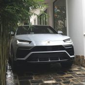 Đại gia Nhật Minh “tậu” Lamborghini Urus màu trắng