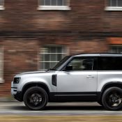 Land Rover Defender 90 2021 lộ diện