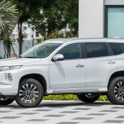Mitsubishi Pajero Sport 2020 vượt trội các đối thủ tại Việt Nam