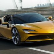 Siêu phẩm Ferrari SF90 Spider động cơ hybrid 986 mã lực