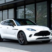 Aston Martin DBX chính thức ra mắt Việt Nam