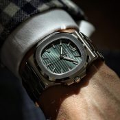 Patek Philippe giới thiệu phiên bản mới Nautilus 5711 tại sự kiện Watches and Wonders 2021