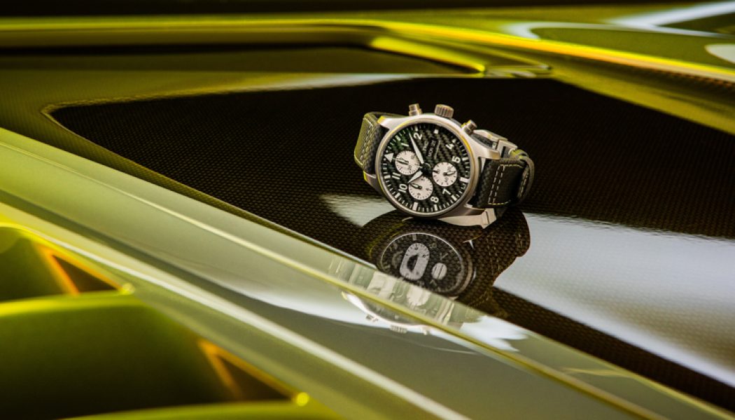 Đồng hồ IWC Pilot's Watch Chronograph Edition AMG - Sự kết hợp giữa Mercedes AMG và IWC