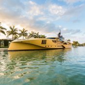 Nghỉ dưỡng trên du thuyền Khalilah sợi carbon trị giá 31 triệu USD