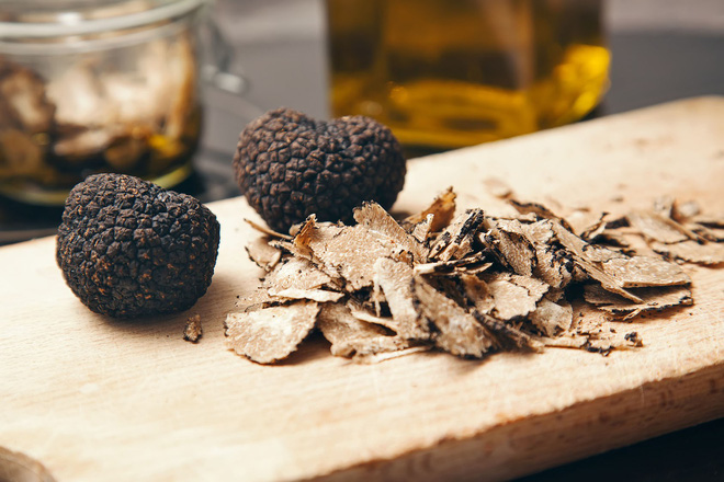 Nấm Truffle siêu đắt đỏ, ẩm thực thượng lưu và giới hoàng tộc ảnh 8
