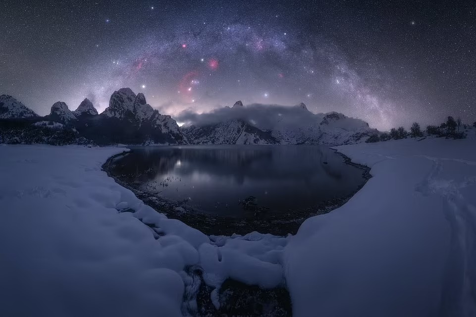 Những bức ảnh chụp dải Milky Way ấn tượng nhất ảnh 7