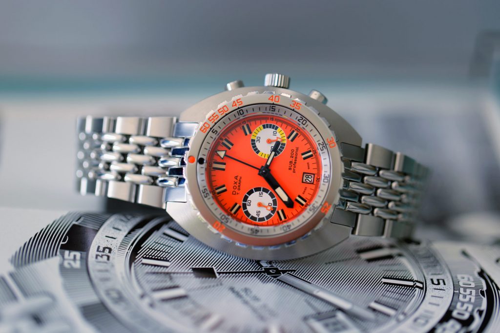 Phong cách thiết kế đồng hồ lặn ngày càng phức tạp ảnh 9