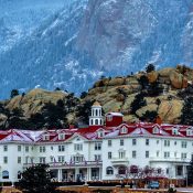 Khám phá khách sạn Stanley, nguồn cảm hứng cho bộ phim "The Shining"