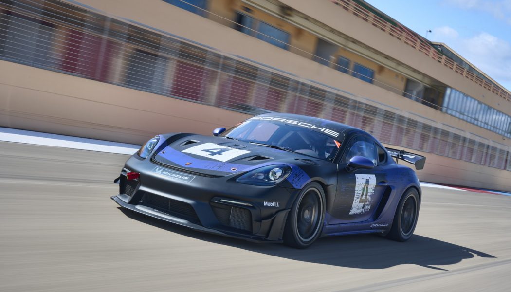 Porsche 718 Cayman GT4 RS Clubsport: “Đồ chơi đường đua” mạnh 500 mã lực sẵn sàng xuất kích